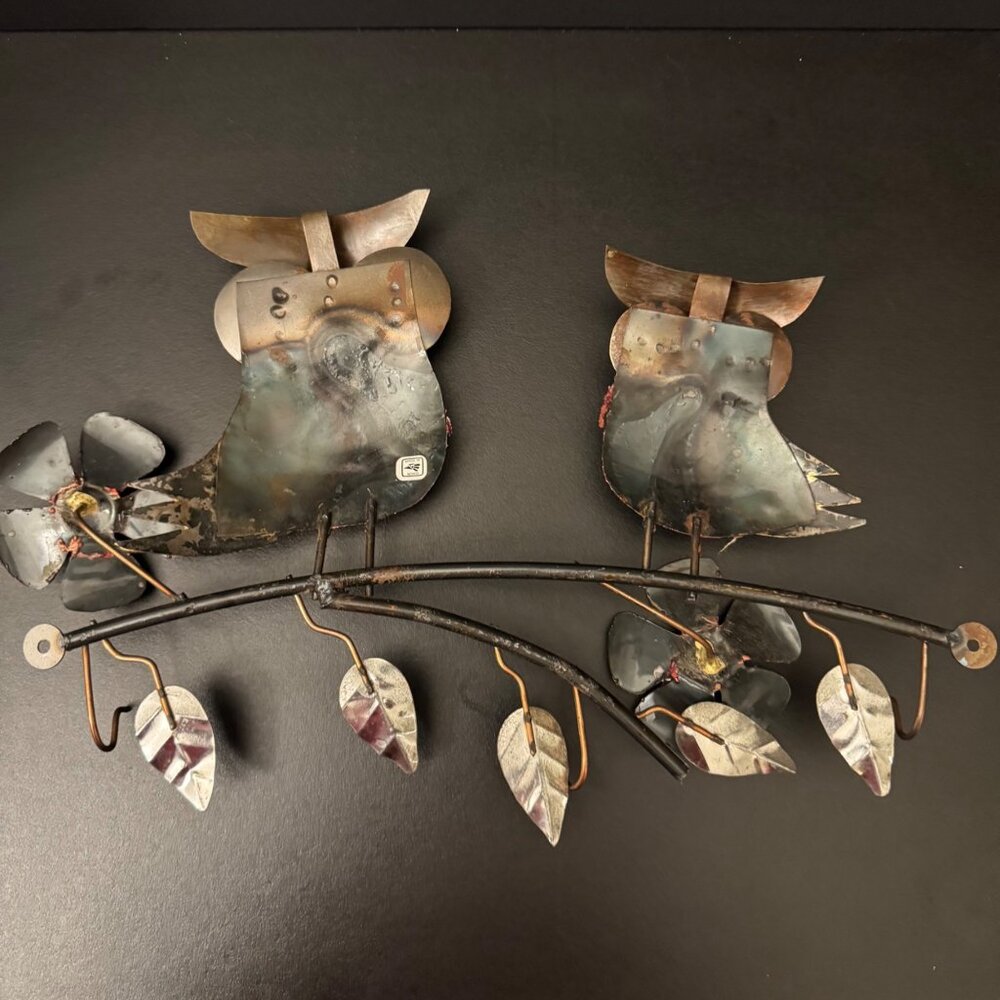 Metal Owl Wall Art With Flowers & Hooks Rustic Handcrafted Design Multi-Color - Picture 9 of 16